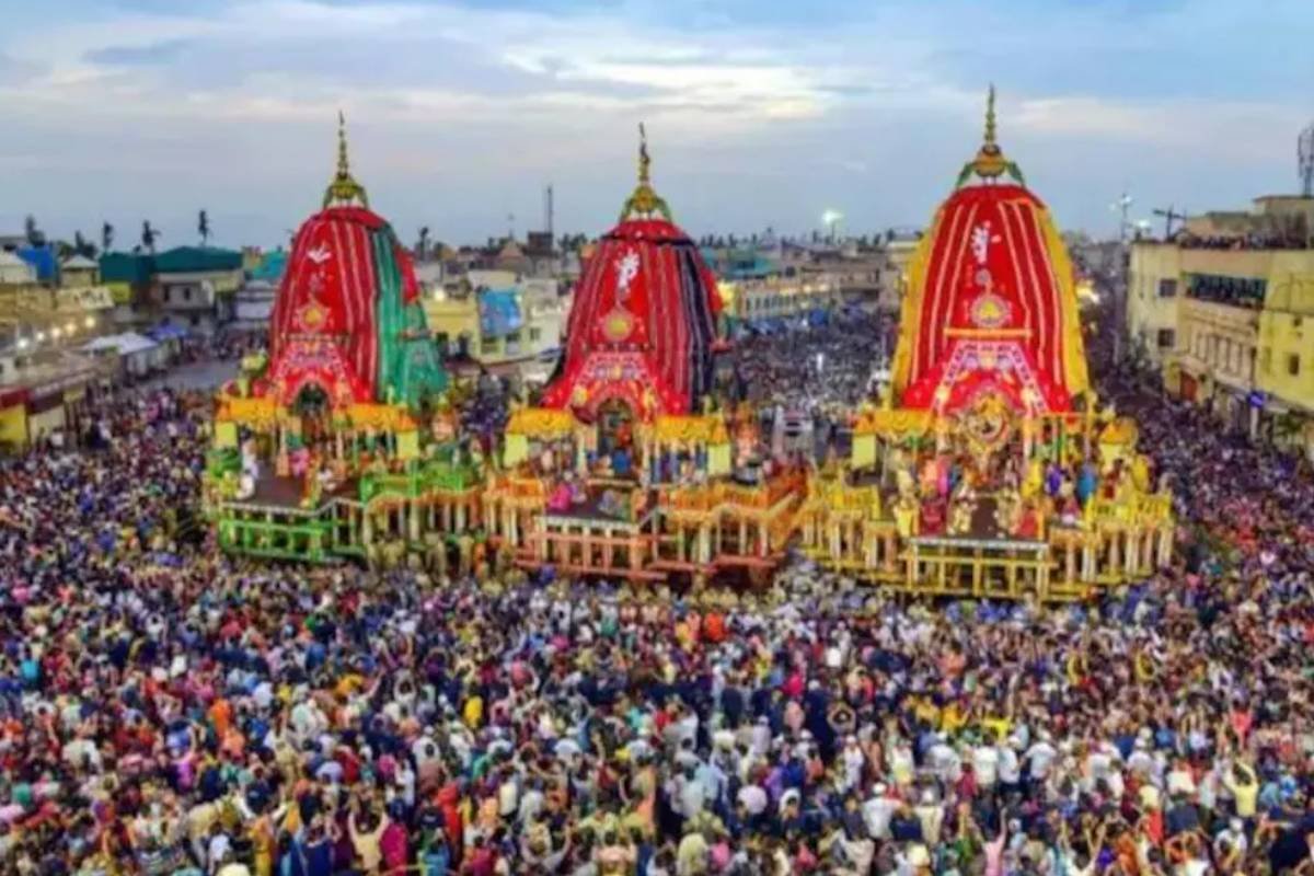 Jagannath Balabhadra Subhadra Rath Yatra 2017 Car Festival Celebration Puri